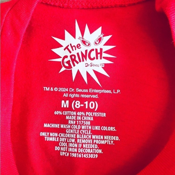 NWOT The Grinch Dr Seuss, Red Tee Size M - #How the Grinch Stole Christmas! - Picture 9 of 9
